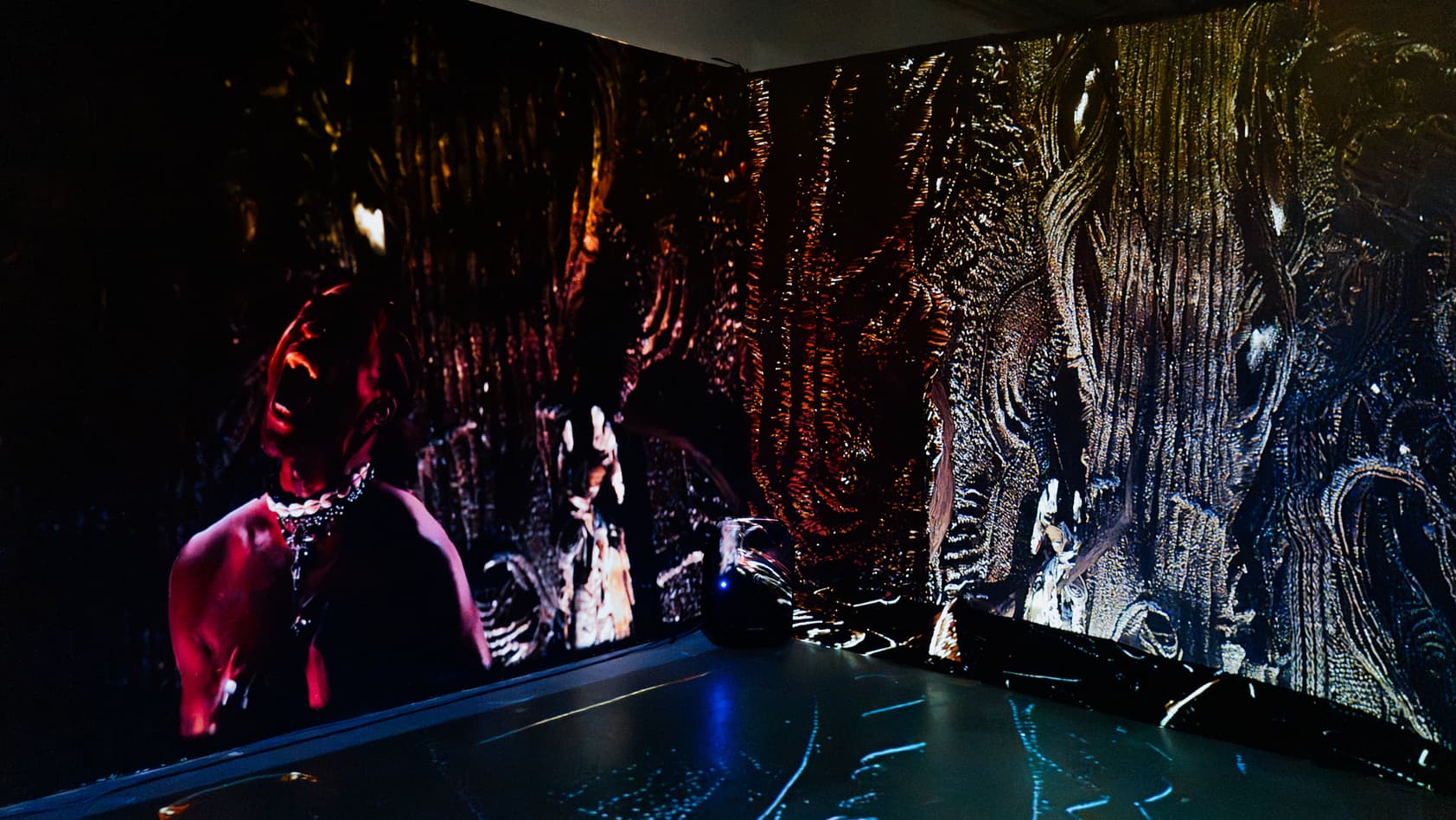 Projection detail